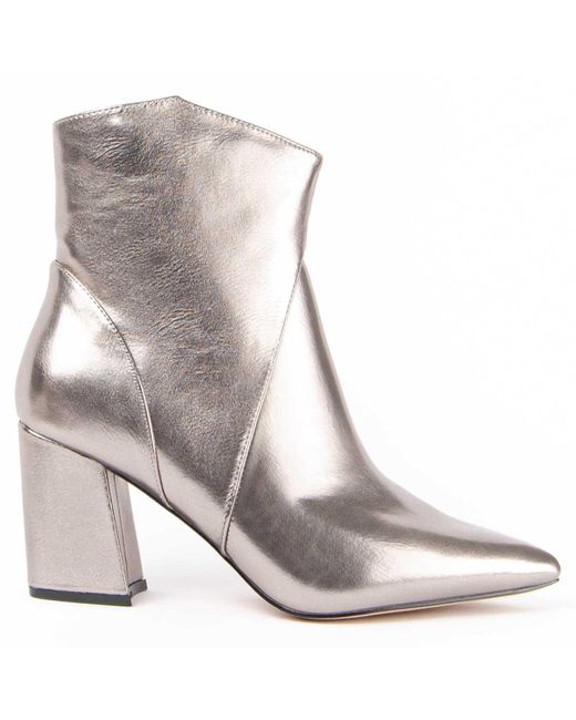 Montevita Gray Ankle Boot Cacera3