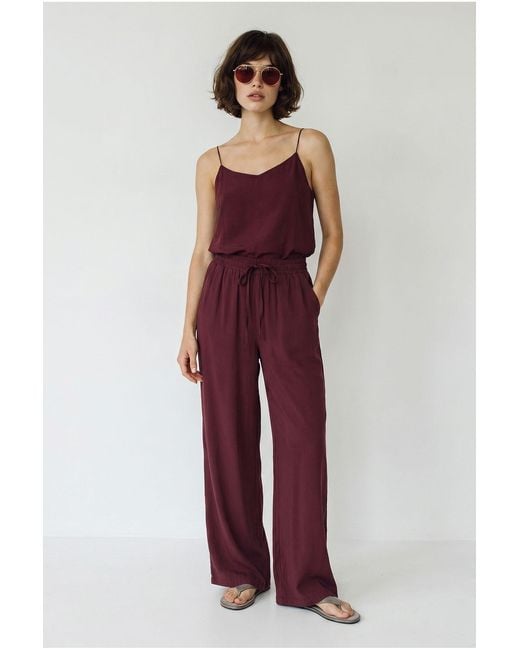 Bianco Lucci Red Sleeveless Camisole And Wide-Leg Trousers Coord Set