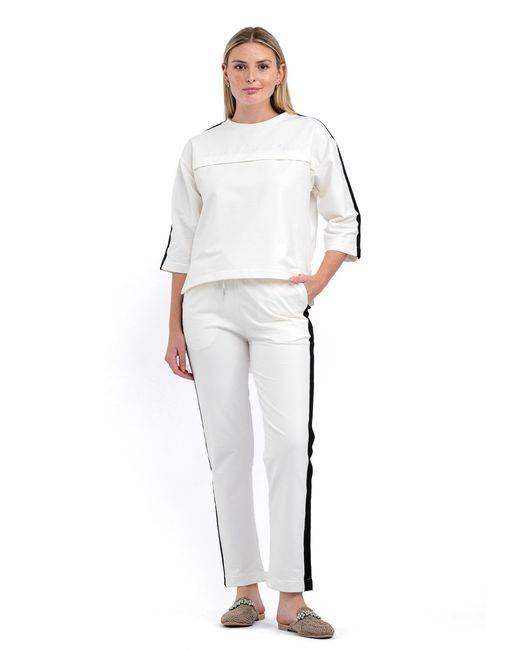 Tom Barron Dames Trainingspak Met Halfkorte Mouwen En Geborduurde Details in het White