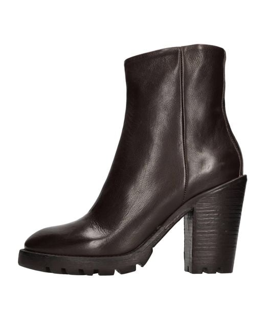 Hundred 100 Black Boots