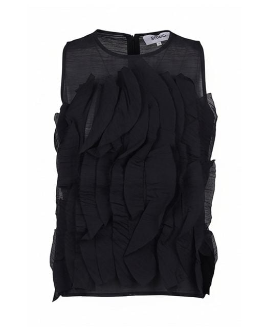 Alpha Studio Black Top