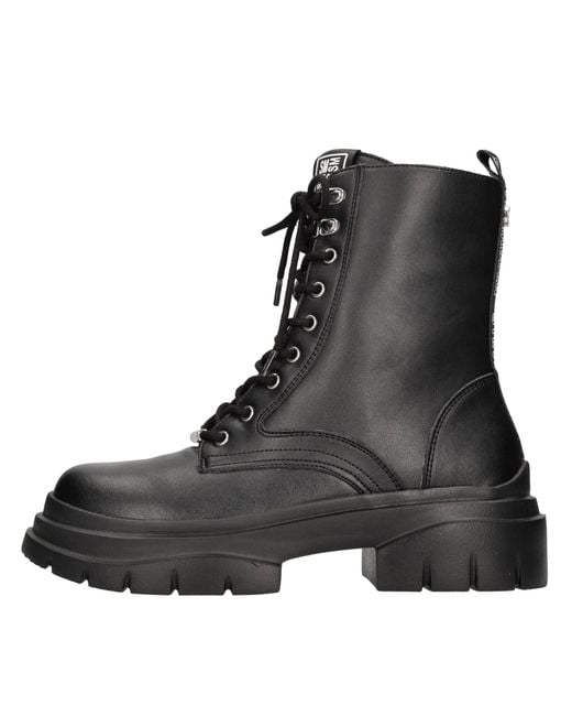 Steve Madden Black Boots