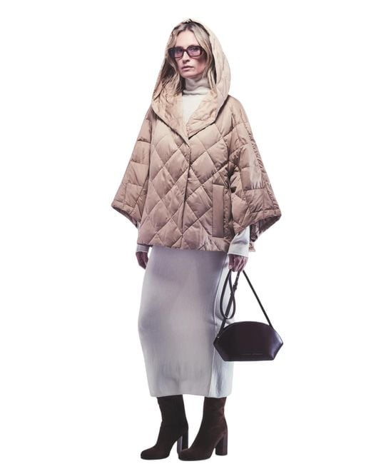 Liviana Conti Natural Daunenjacken Frau Mit Grober Kapuze