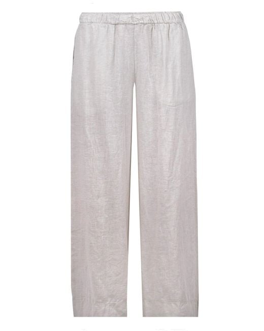 Mama B. Broek in het White