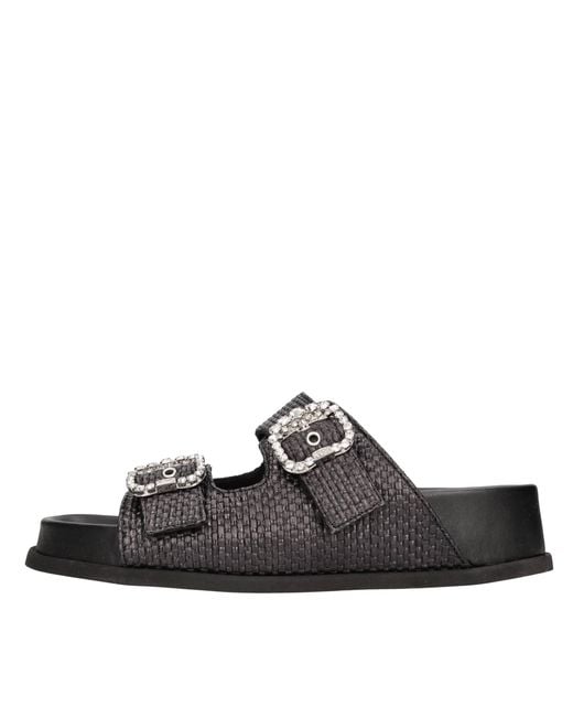 N°21 Brown Sandals