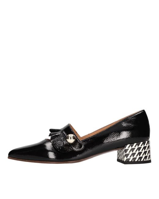 Chie Mihara Black Flat Shoes