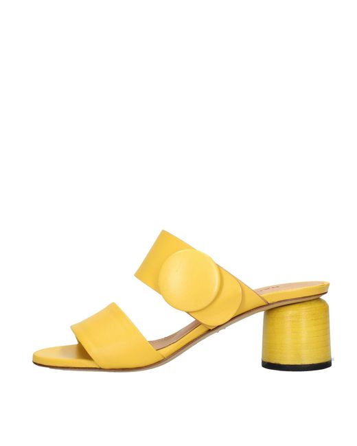 Sandales Jaunes Halmanera en coloris Yellow