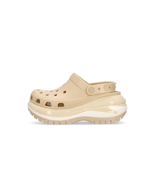Zueco Mule Classic Mega Crush Para Mujer W Shitake Rosa CROCSTM de color Natural
