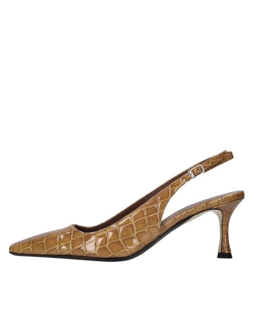 N°21 Natural With Heel