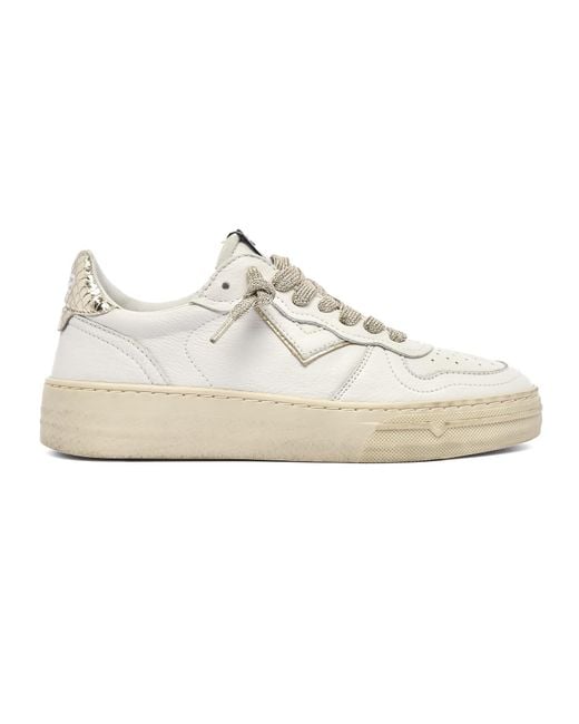 4b12 White Leather Round-Toe Lace-Up Sneakers