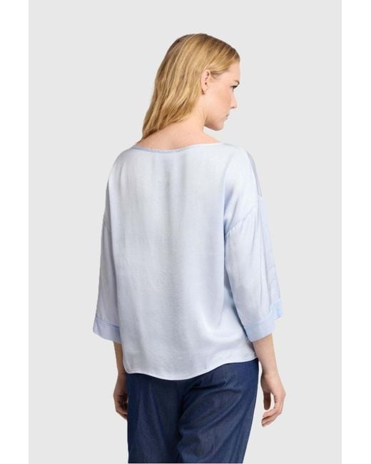 Kocca Blauw Vrouw Blauw in het White