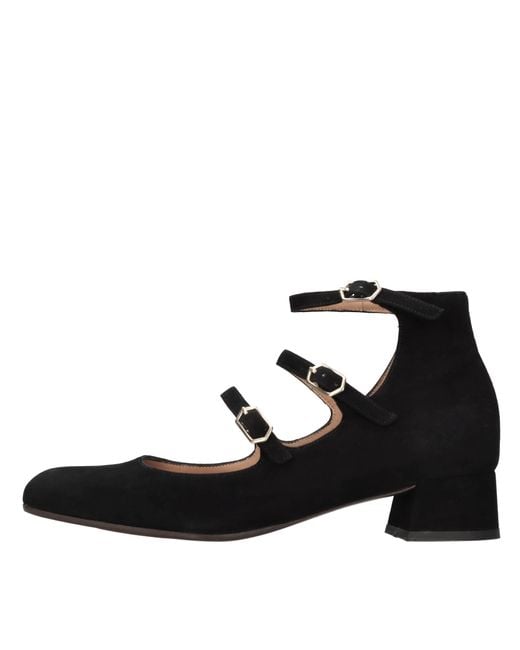 Chie Mihara Black With Heel