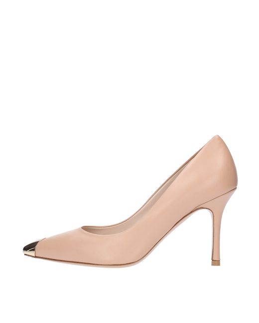 The Seller Pink With Heel