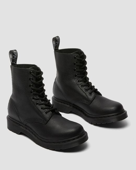 1460 pascal mono virginia pelle stivaletti nero di Dr. Martens in Black