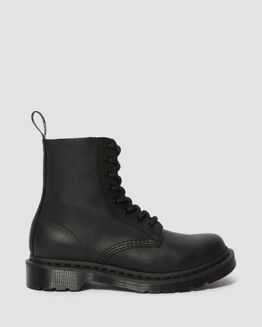 1460 pascal mono virginia pelle stivaletti nero di Dr. Martens in Black