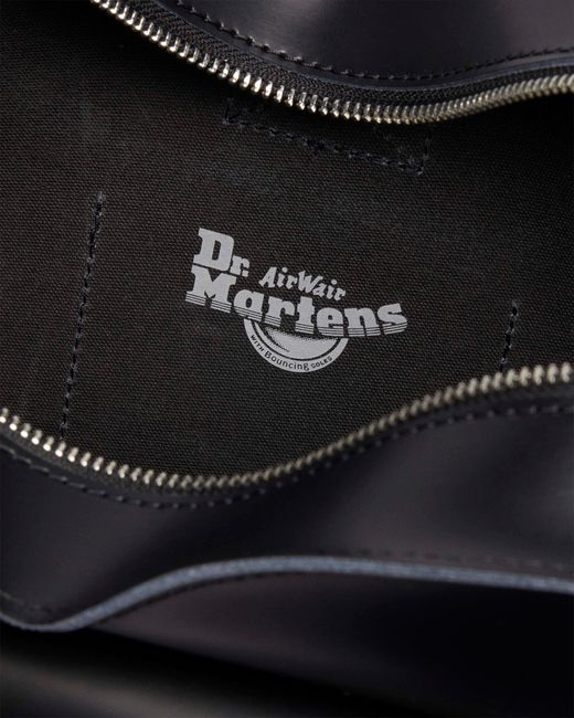 Dr. Martens Grote Leren Hartvormige Tas in het Black