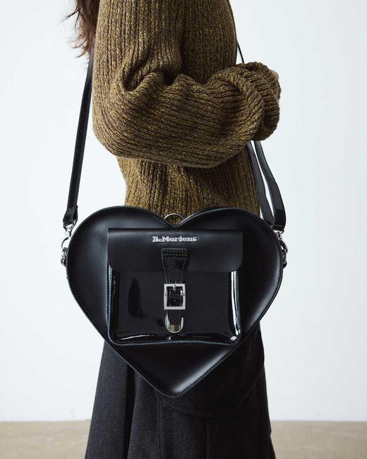 Dr. Martens Leather Heart Shaped Bag in Black | Lyst display picture 1