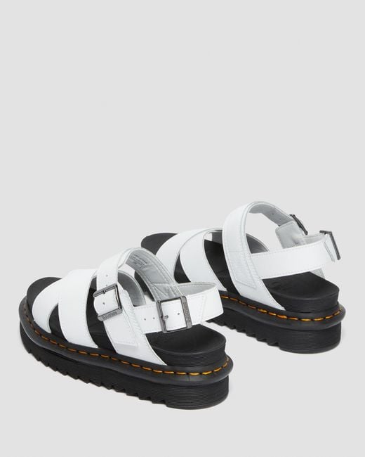 Dr. Martens Voss Ii in het White