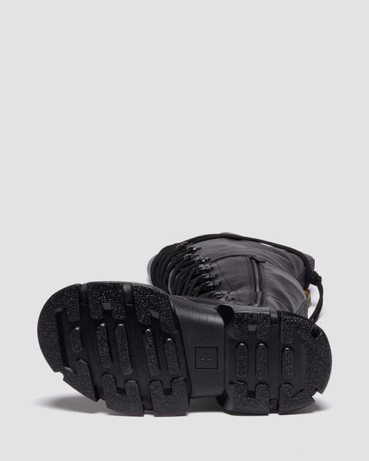Dr. Martens Black Dmxl Xtrm Hi