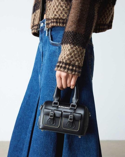 Dr. Martens Black Mini Top Handle Ledertasche