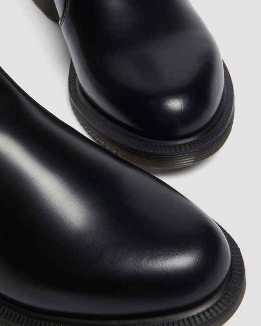 Botas chelsea flora de piel smooth zapatos Dr. Martens de color Black
