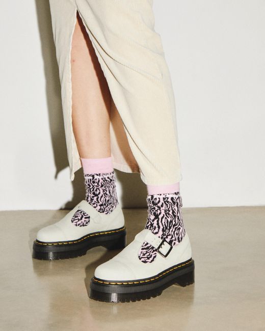 Merceditas con plataforma bethan de piel tumbled nubuck zapatos Dr. Martens de color White