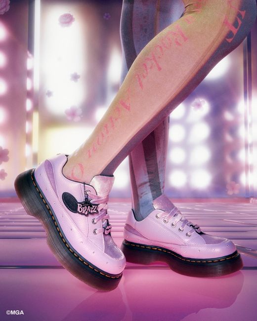 Dr. Martens Buzz Bratz 5-Eye Leather Shoes in Pink | Lyst