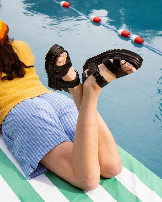 Dr. Martens Voss Ii Athena Leren Sandalenen Met Riem in het Black