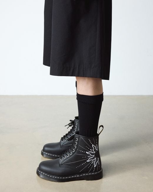 Nappa cuero botas 1460 solar flare de piel reacondicionada Dr. Martens de color Black