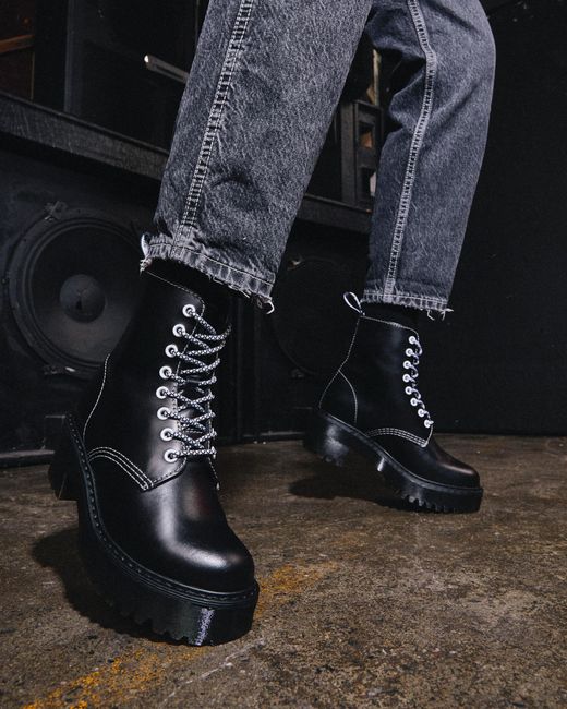 Dr. Martens Waxy Leather Shriver Hi Cs Boots in Black | Lyst UK
