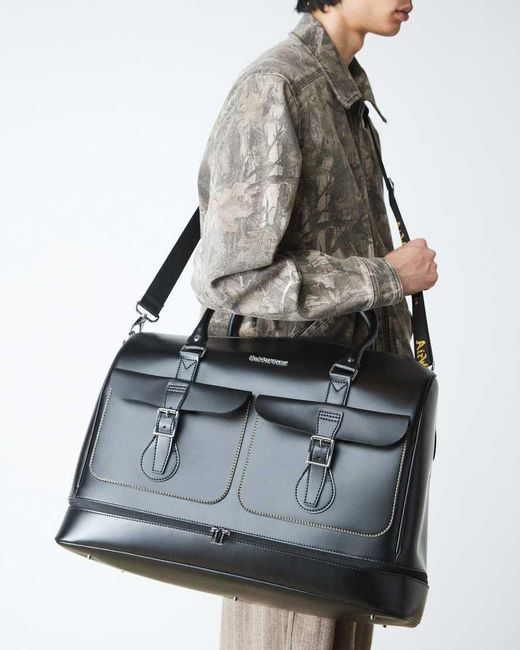 Dr. Martens Smooth Leather Weekender Bag in Black | Lyst UK