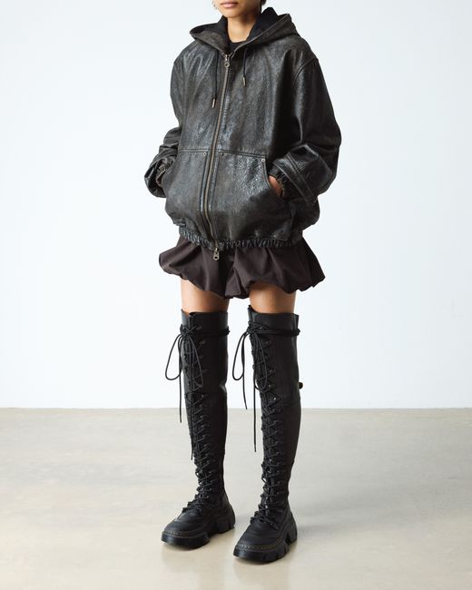 Dr. Martens Black Dmxl Xtrm Hi