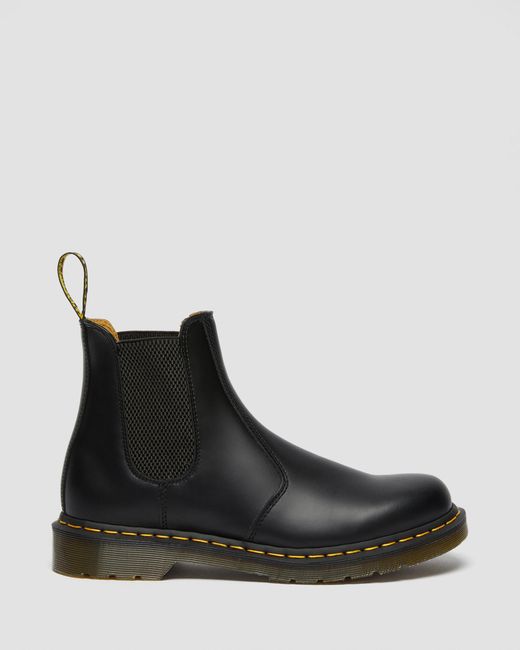 Dr. Martens Unisex 2976 Yellow Stitch Smooth Leather Chelsea Boots Black Smooth