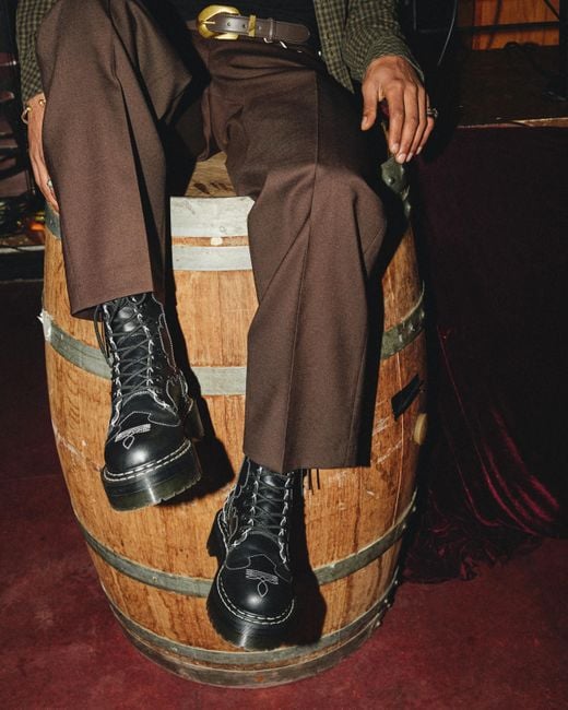 Boots plateformes jadon hi contrast stitch Dr. Martens pour homme en coloris Black