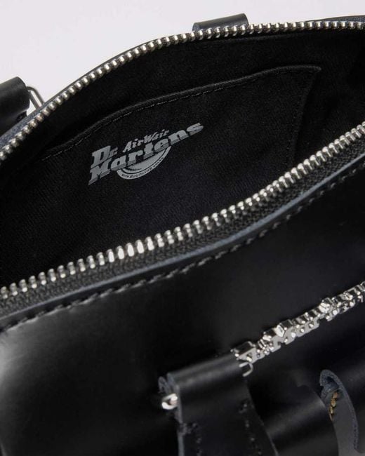 Dr. Martens Black Mini Top Handle Ledertasche