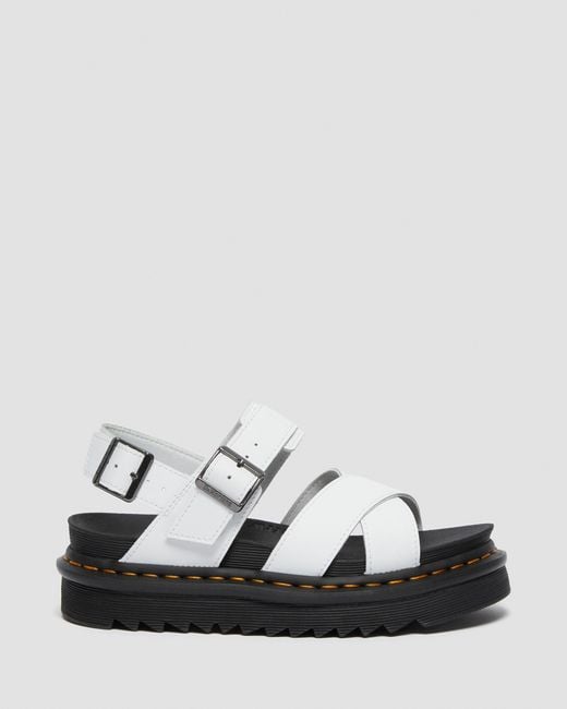 Dr. Martens Voss Ii in het White