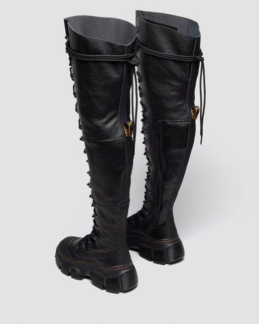 Dr. Martens Black Dmxl Xtrm Hi