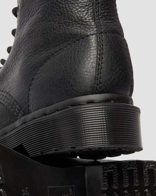 1460 pascal mono virginia pelle stivaletti nero di Dr. Martens in Black