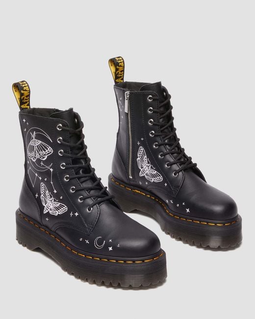 Cuero botas con plataforma jadon celestial moth bordadas zapatos Dr. Martens de color Black