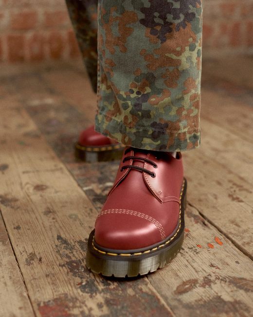 dr martens cap toe