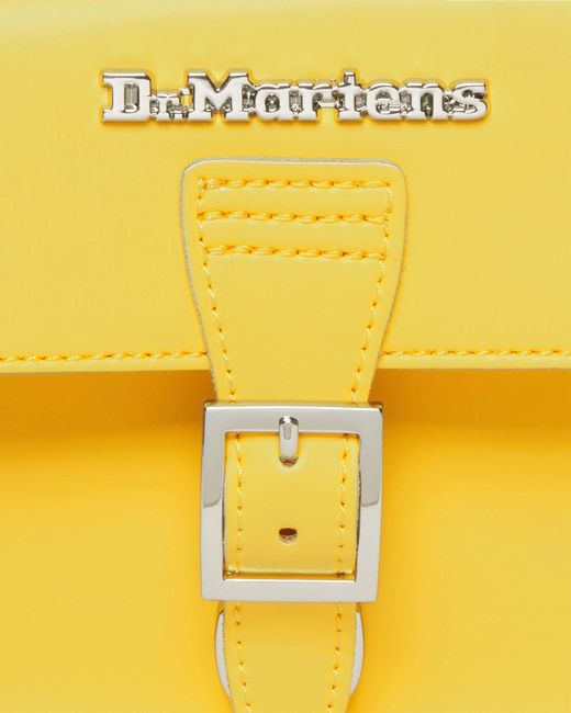 Dr. Martens Leren Hartvormige Tas in het Yellow