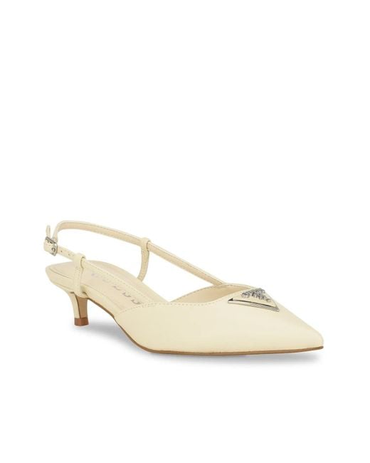 Guess White Jesson Pump