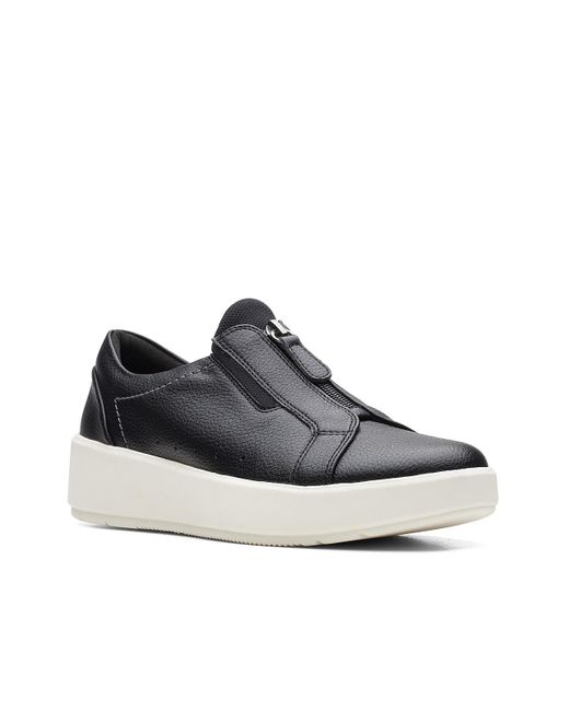 clarks layton pace platform sneakers