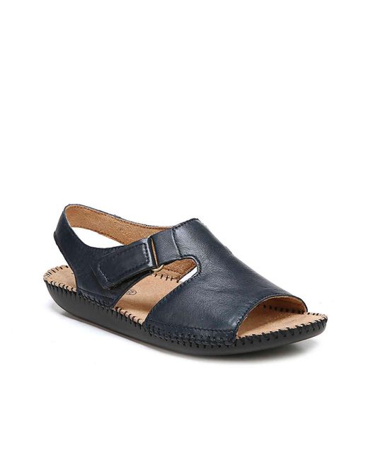 naturalizer scout flat sandals