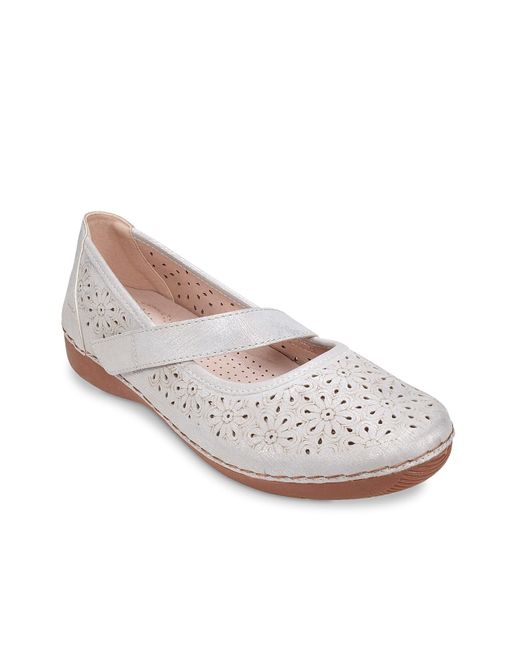Gc Shoes Laurel Flat in White | Lyst