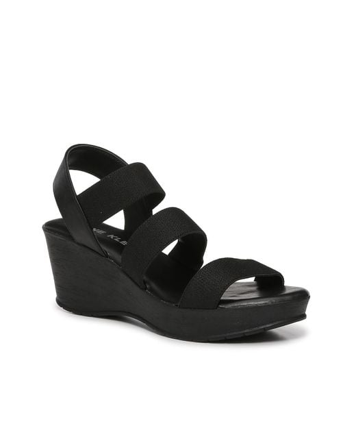 Anne Klein Synthetic Halsey Wedge Sandal in Black | Lyst