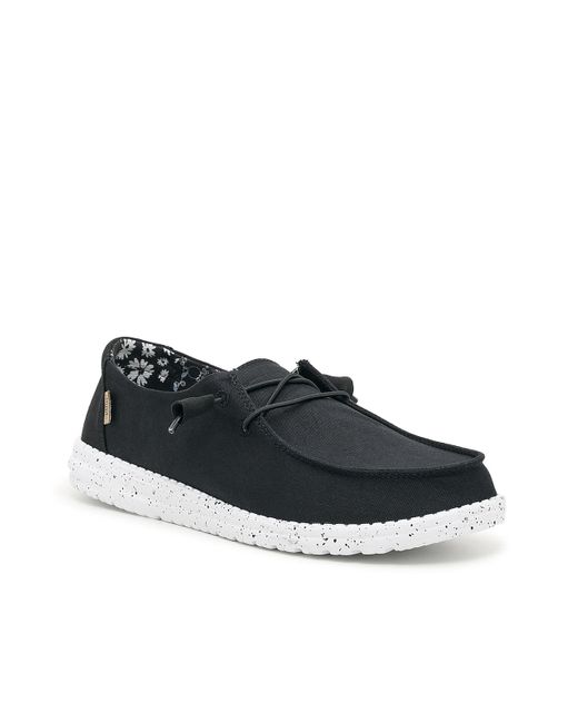 hey dude women's wendy corduroy slip ons