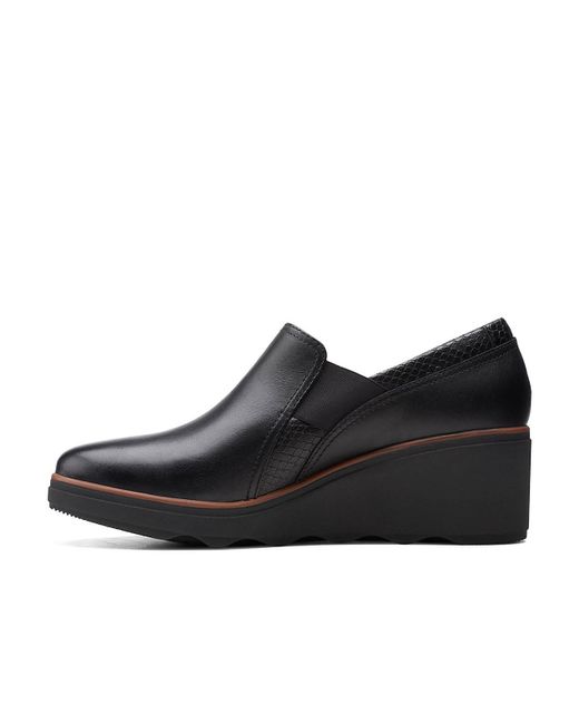 Clarks Mazy Squam Wedge Slip-on in Black - Lyst