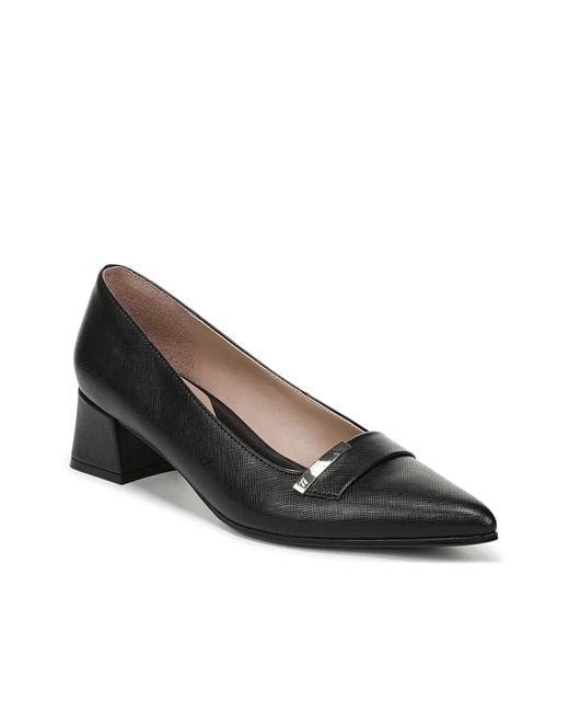 Naturalizer Black Avani Pump