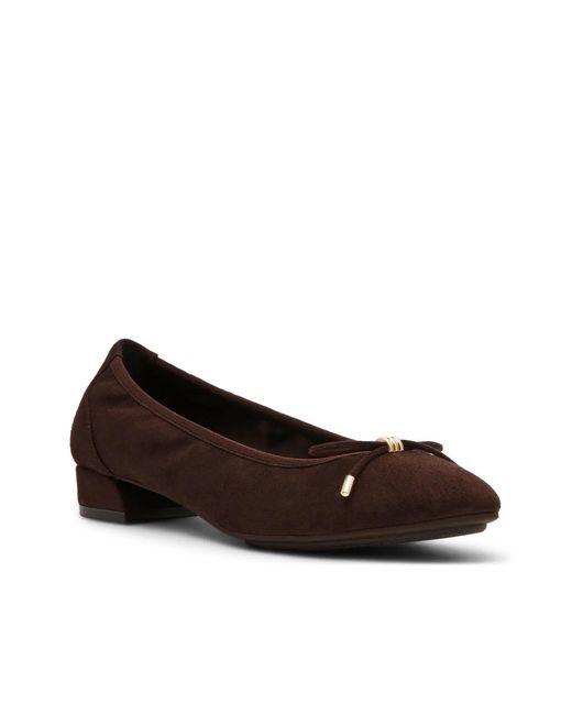 Anne Klein Brown Divine Pump